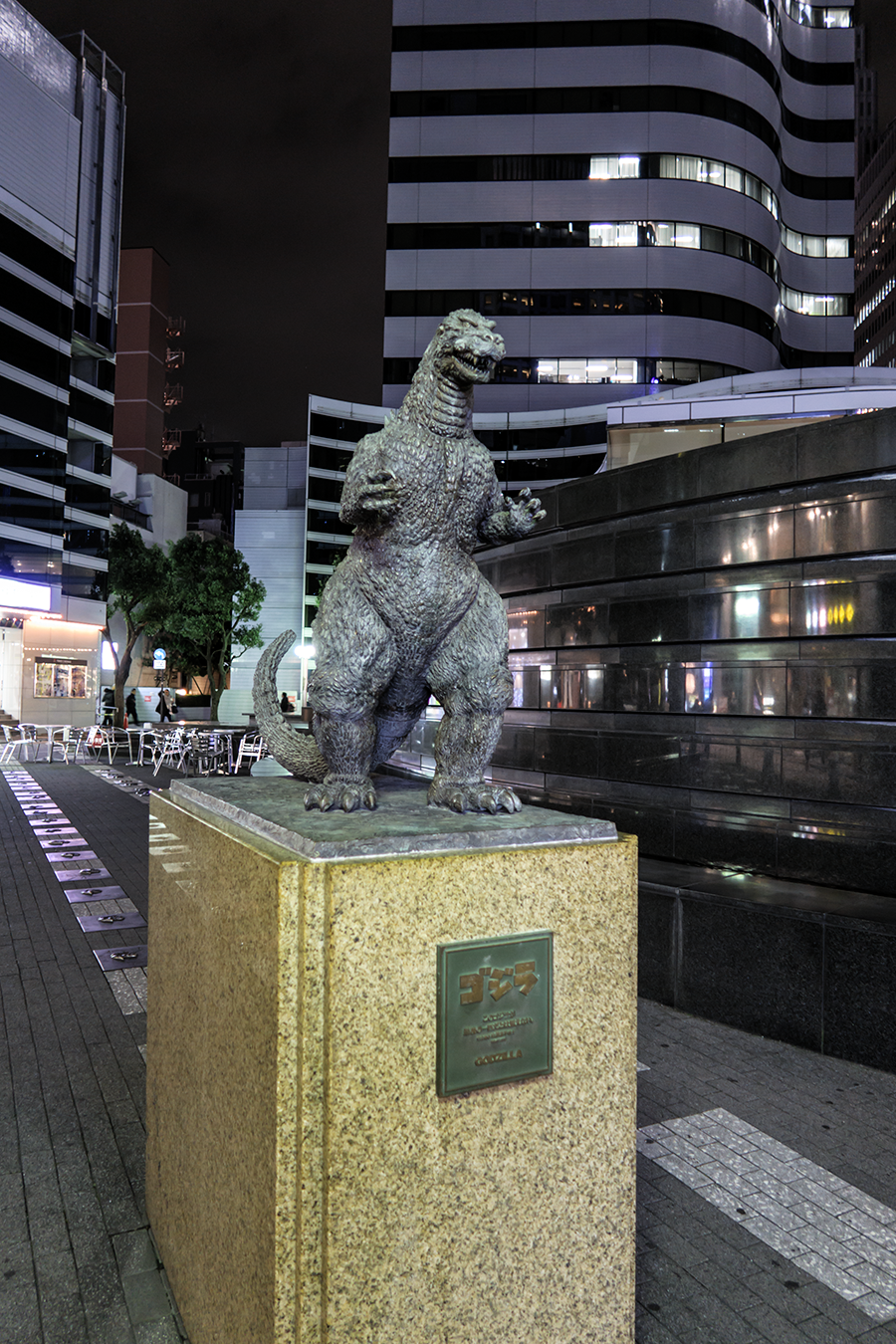 Godzilla-Statue